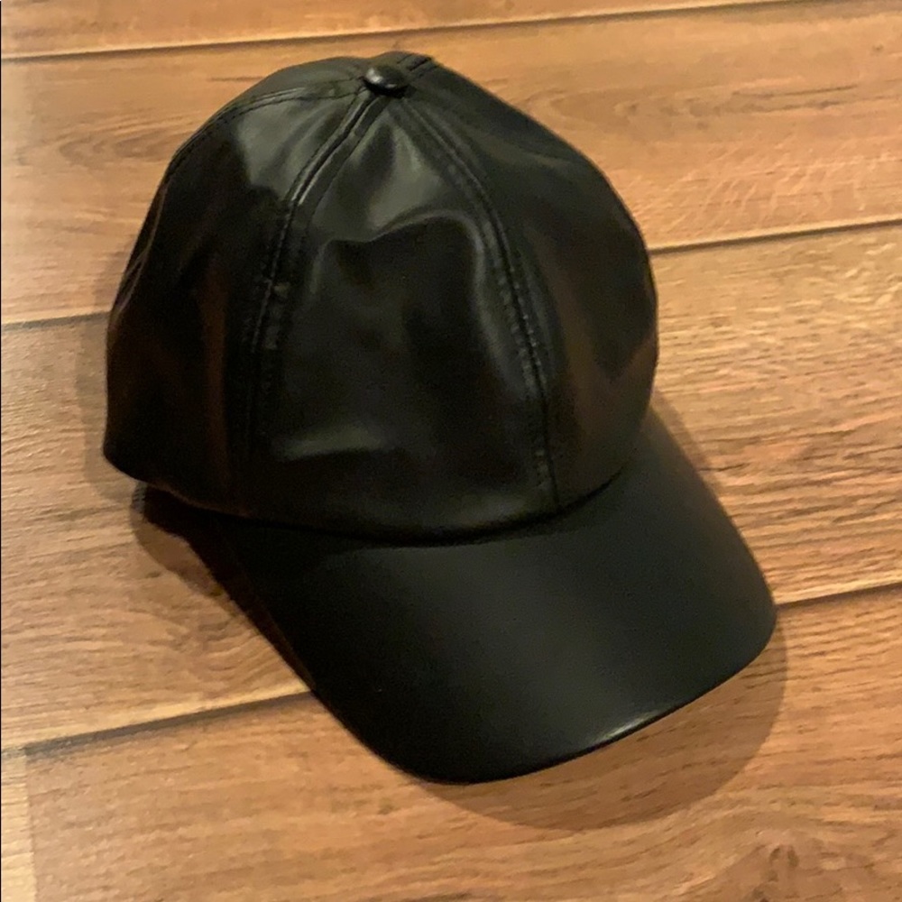 Leather baseball cap